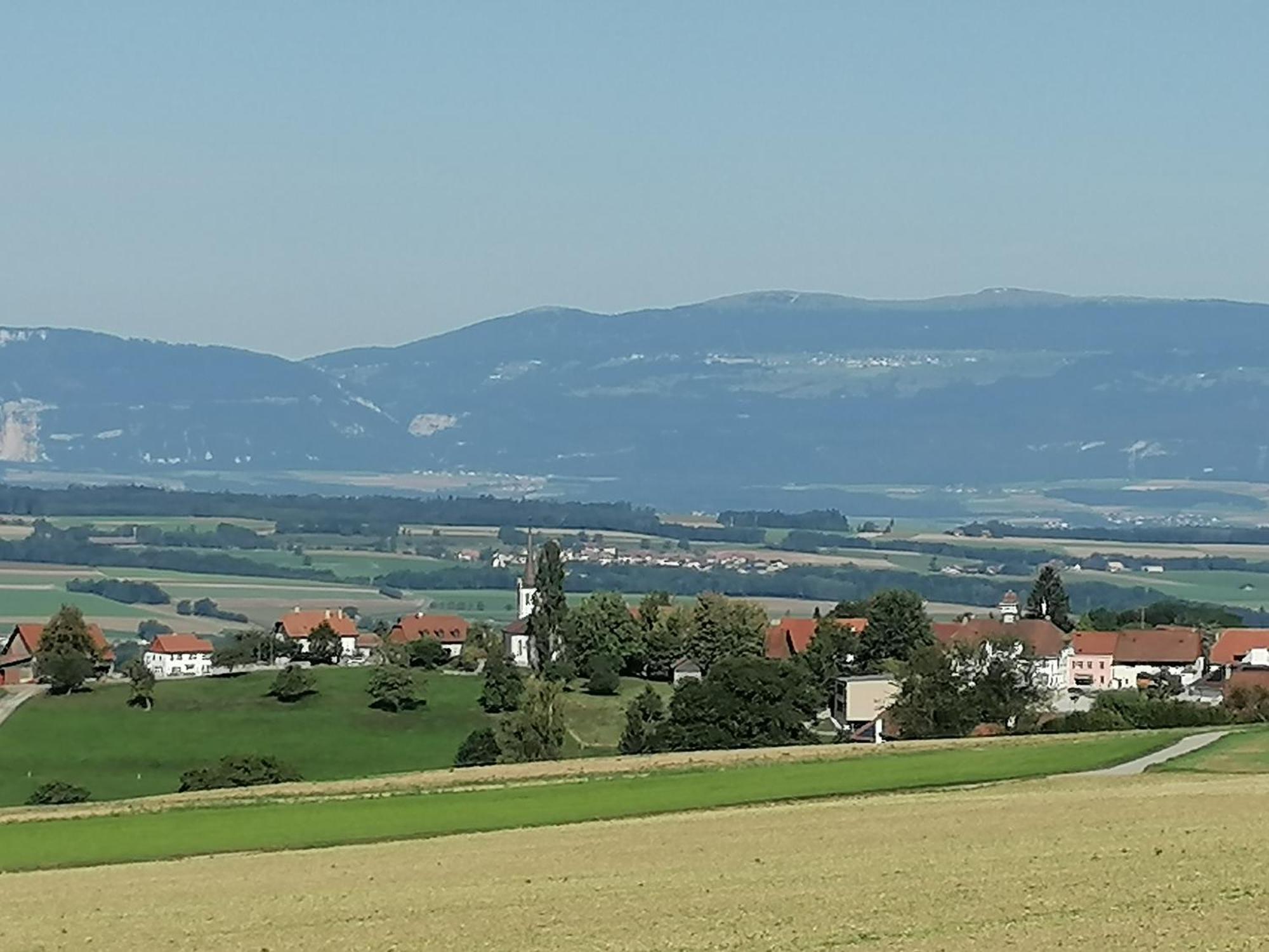 Готель Cap Bonheur Saint-Cierges Екстер'єр фото